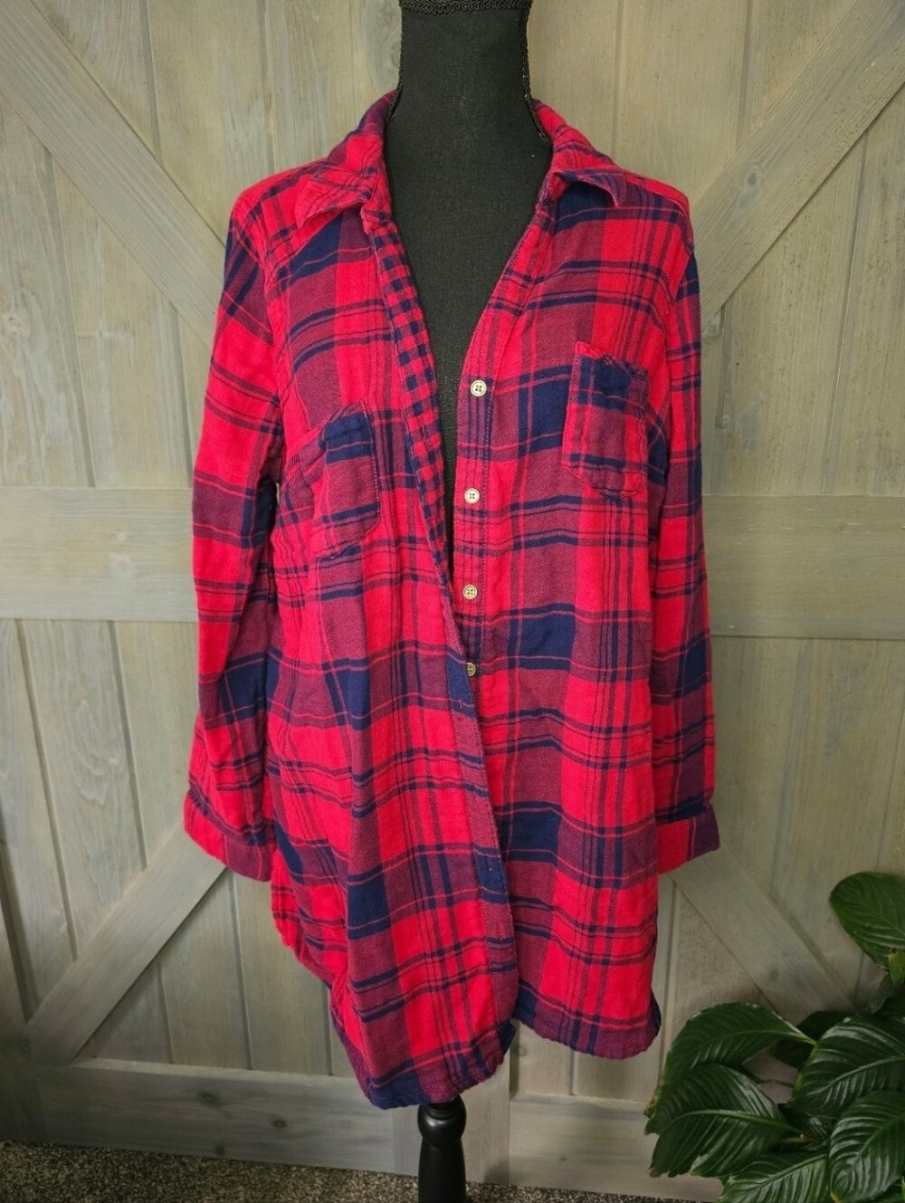 Motherhood Maternity Plaid Top sz XL